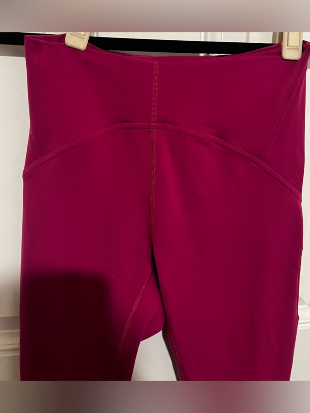 Lululemon Size 6 Instill HR Tight 25” Magenta Purple Pink Smooth Cover Yoga Pant - Picture 4 of 12